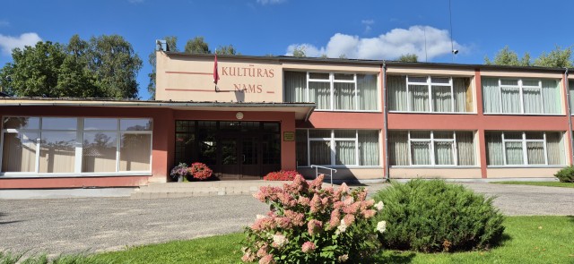 Trikātas KC